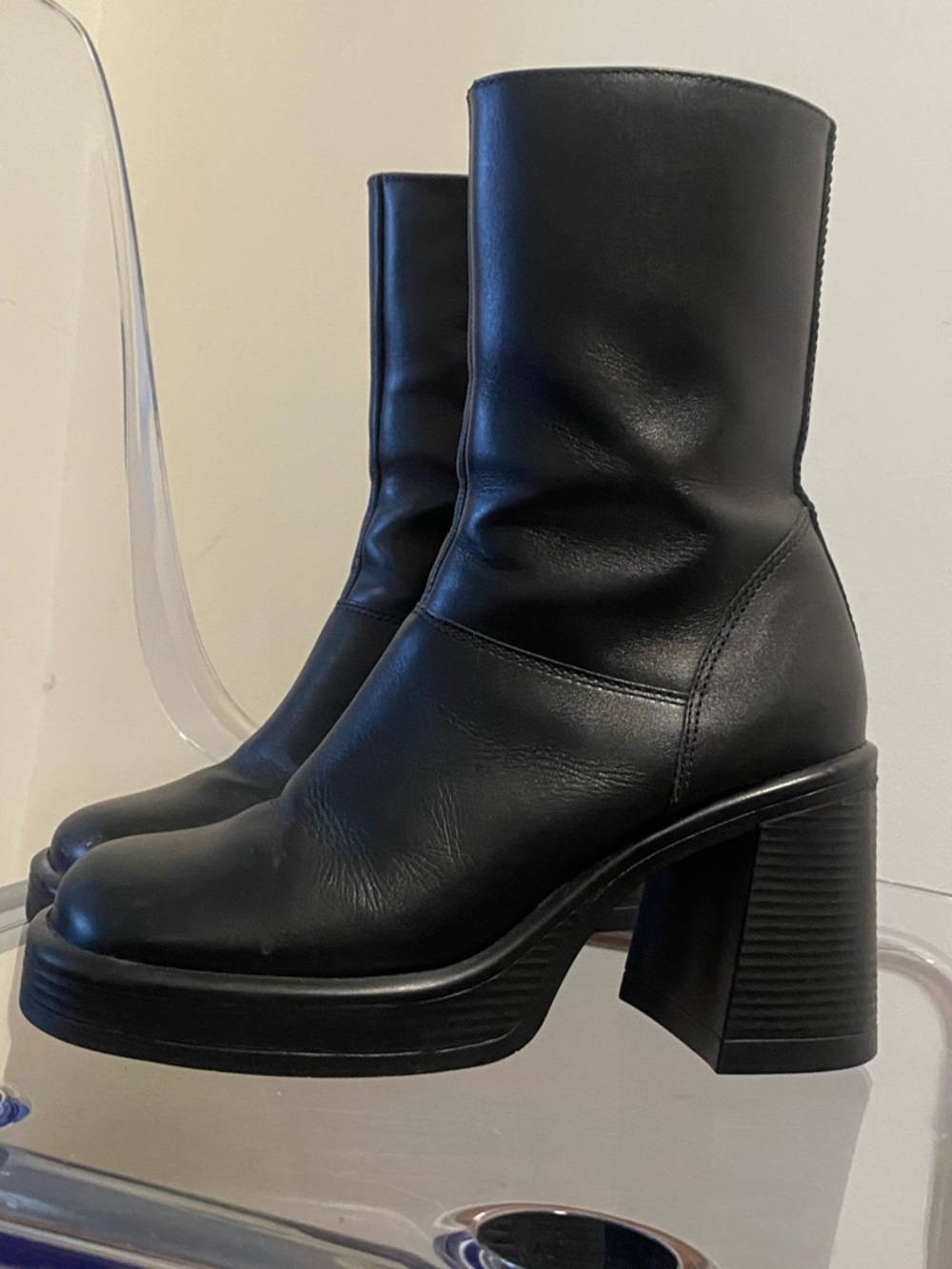 Steve Madden Black Leather Block Heel Ankle Boots